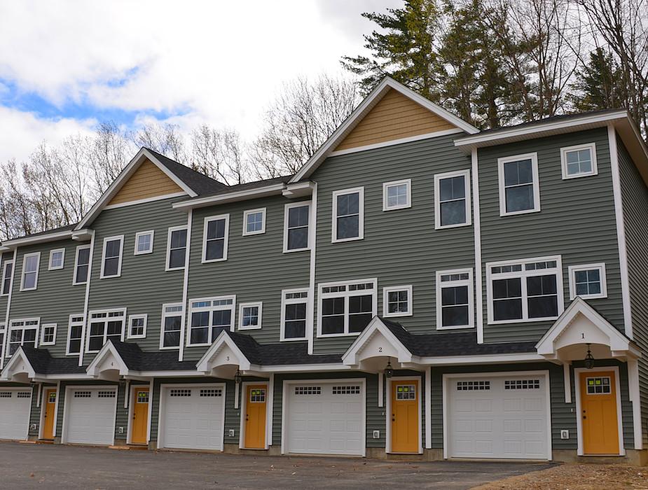 Costa's Pro Paint - Riverside Townhomes, Penacook NH